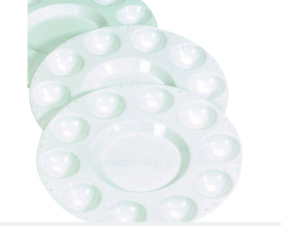 Schoolstoreng Ltd | White plastic circular palette.